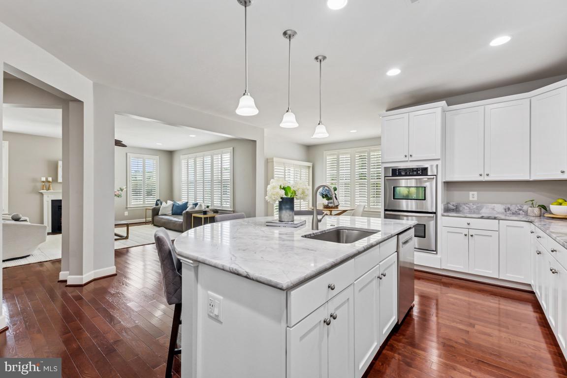 40999 Waxwing Dr