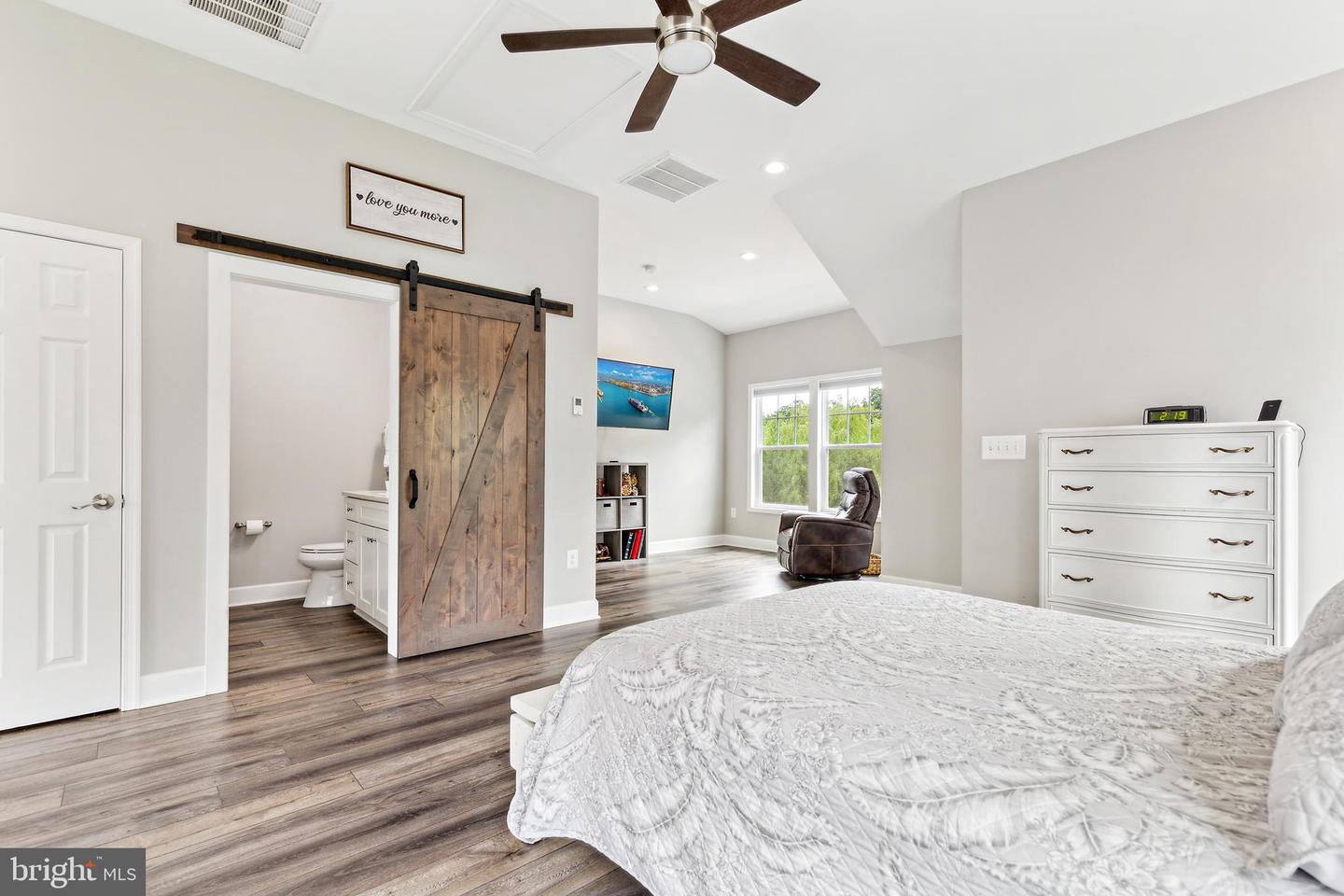 40999 Waxwing Dr