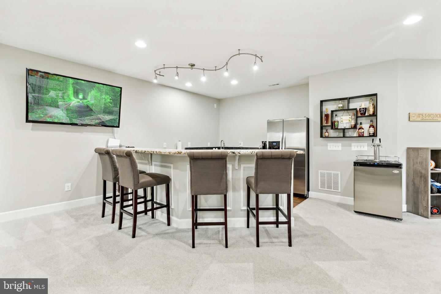 40999 Waxwing Dr