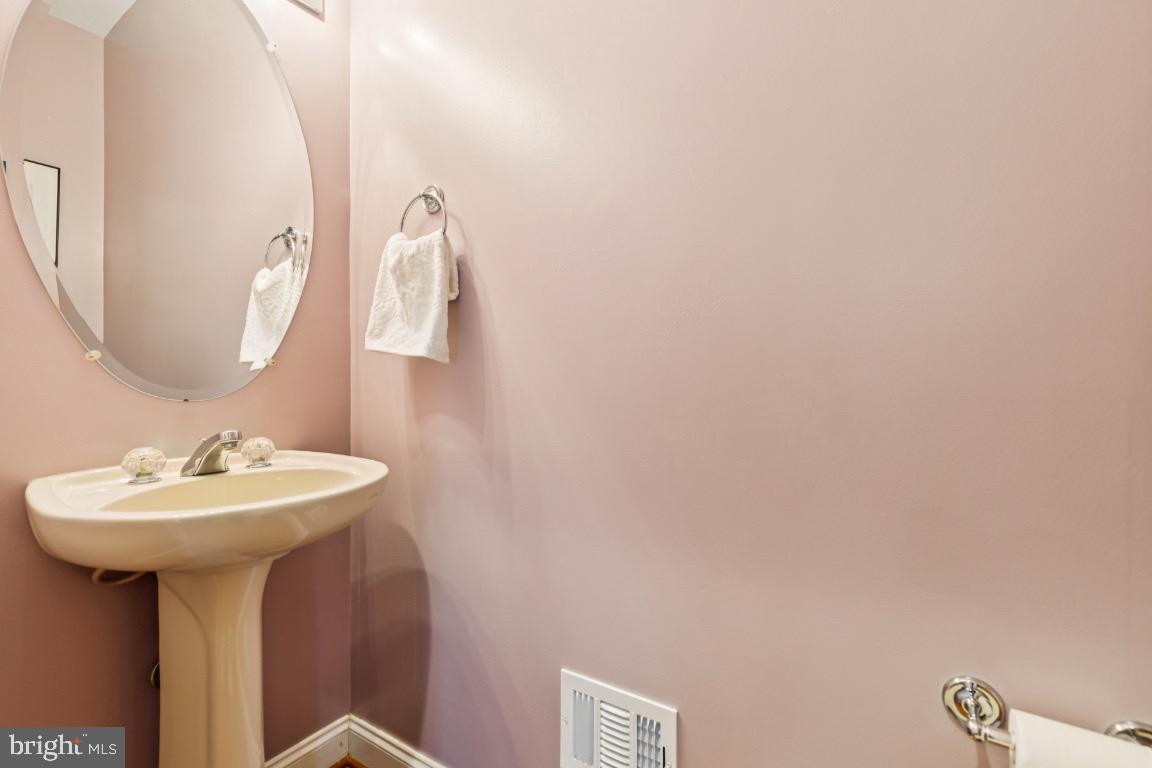 25626 CREEK RUN TERRACE