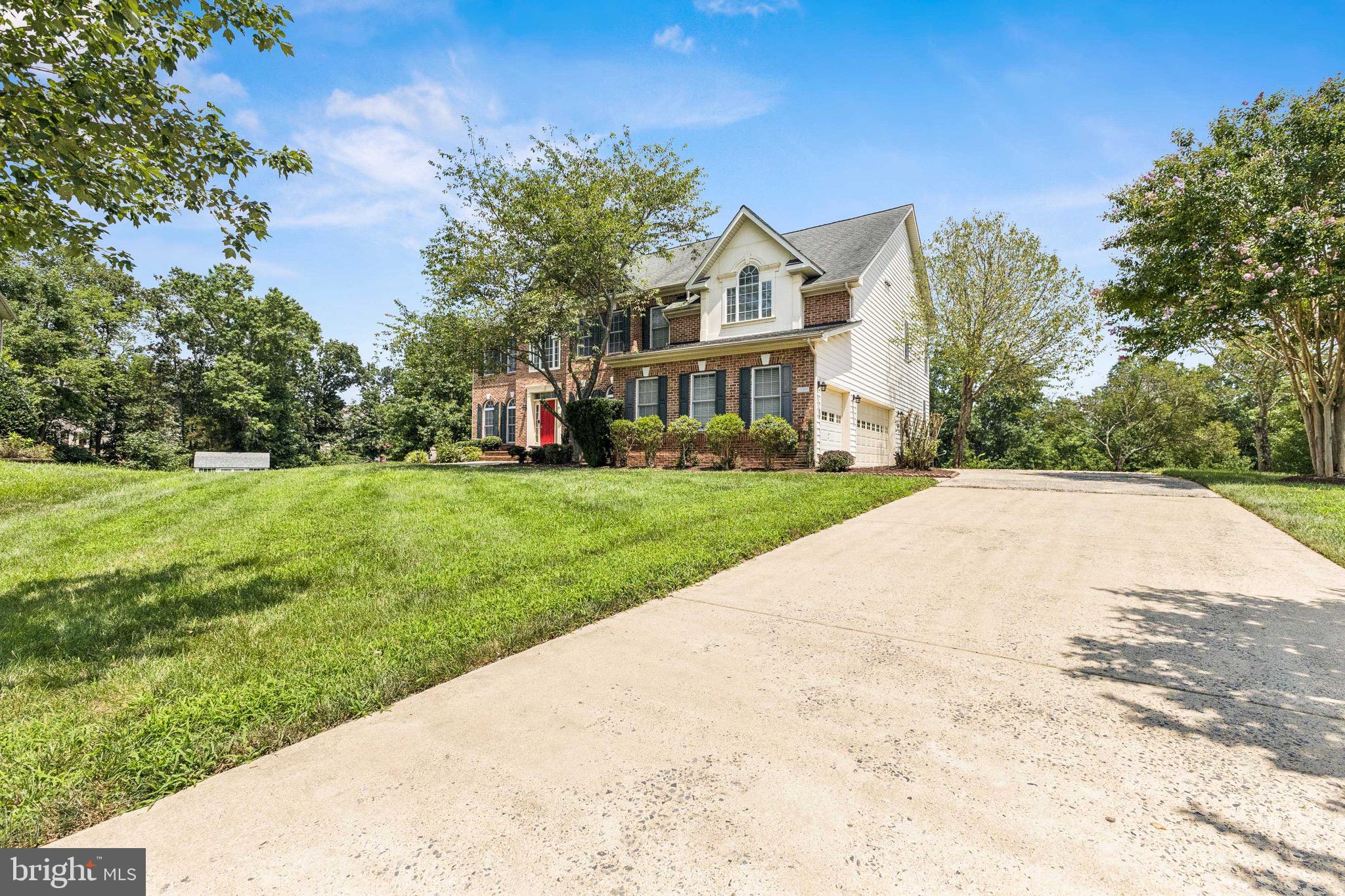 26368 STRATHAVEN COURT