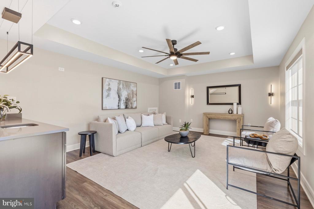 1615 FIELD SPARROW TERRACE NE