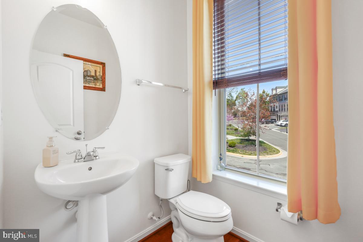 1421 Occoquan Heights Ct