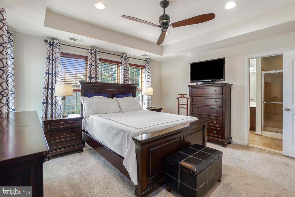 1421 Occoquan Heights Ct