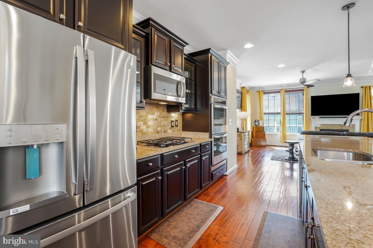 1421 Occoquan Heights Ct