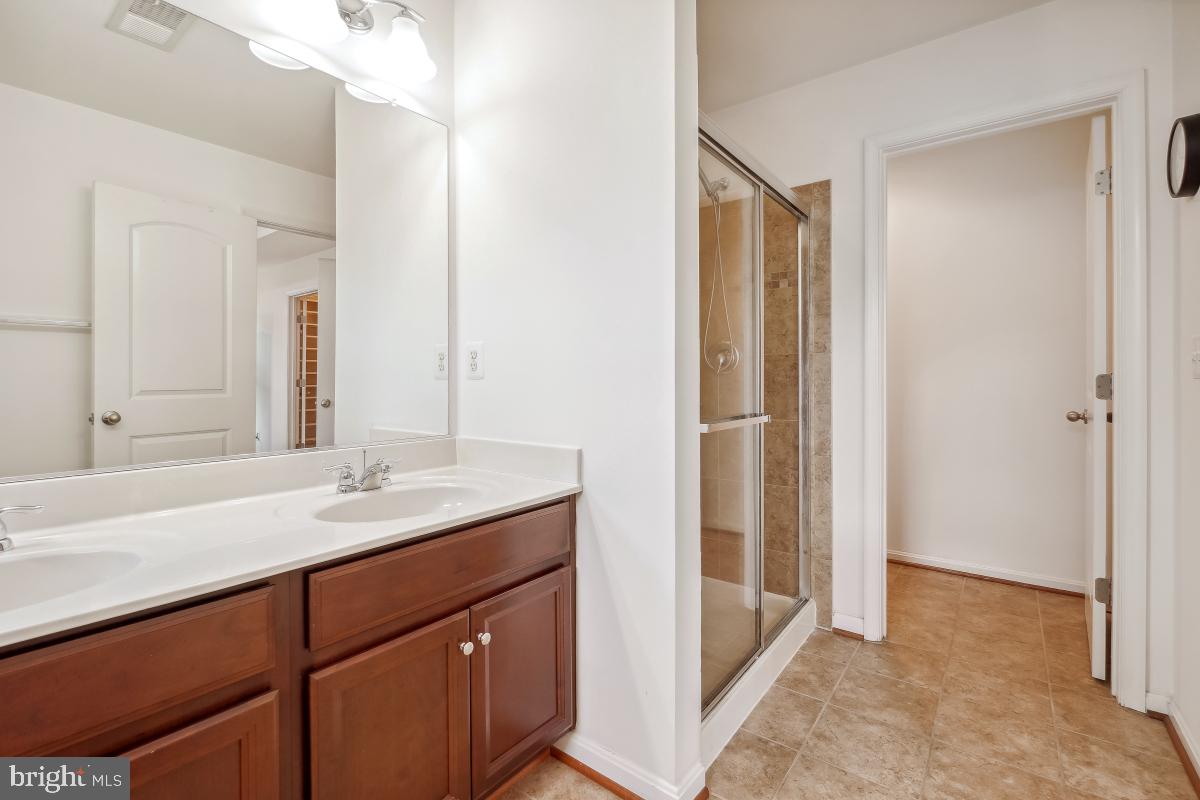 1421 Occoquan Heights Ct