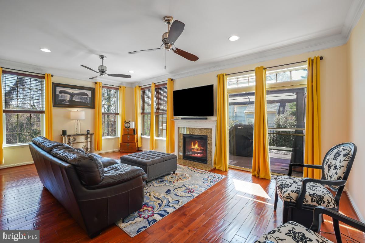 1421 Occoquan Heights Ct
