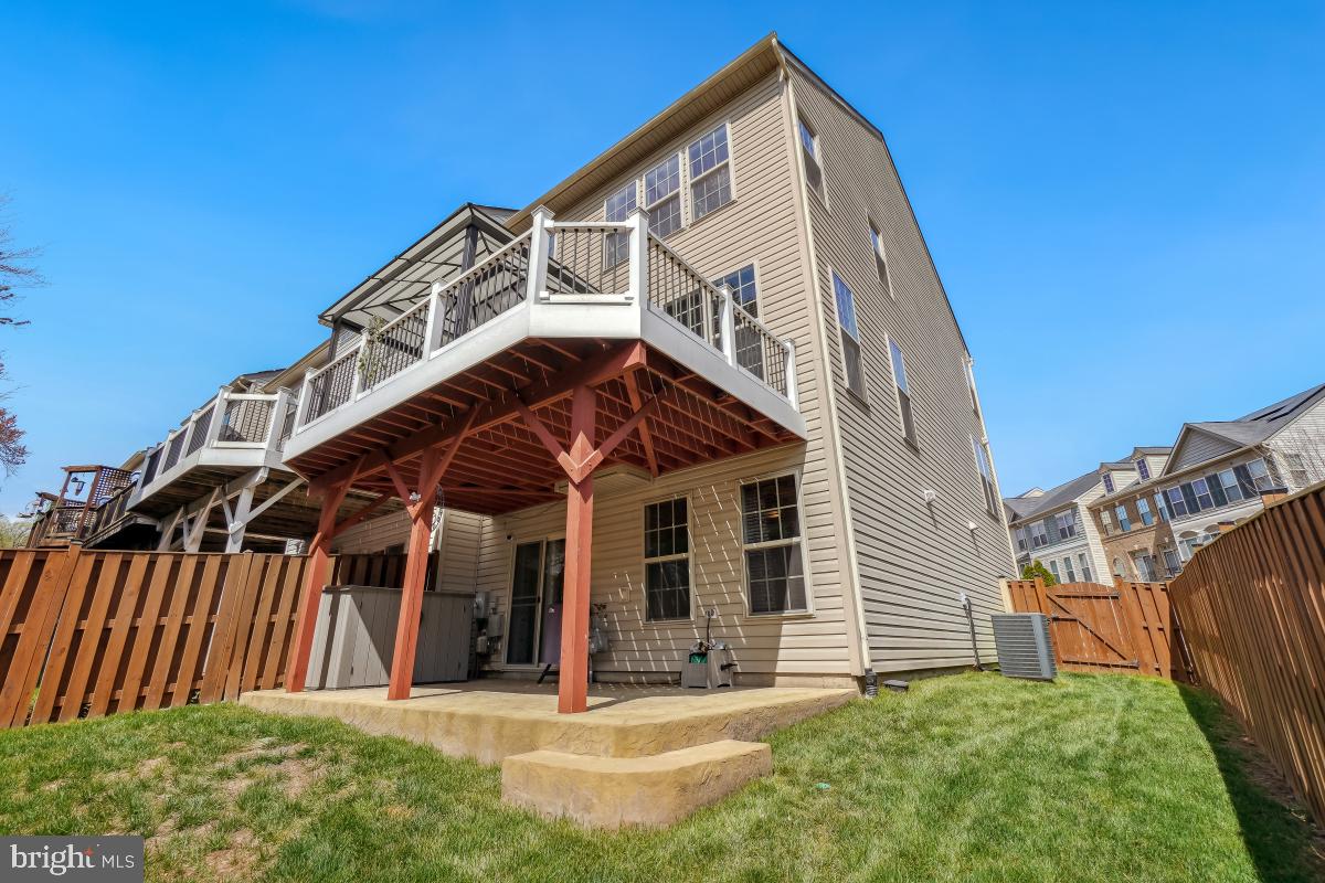 1421 Occoquan Heights Ct