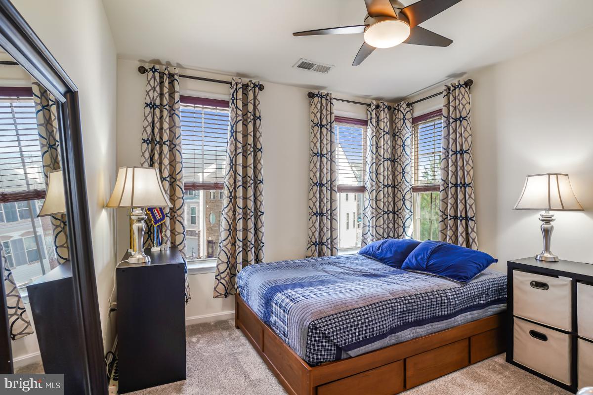 1421 Occoquan Heights Ct