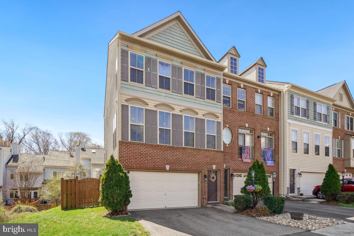 1421 Occoquan Heights Ct
