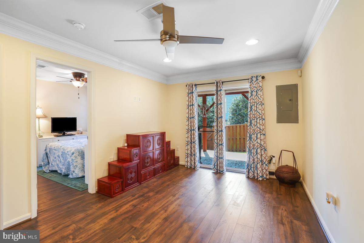 1421 Occoquan Heights Ct
