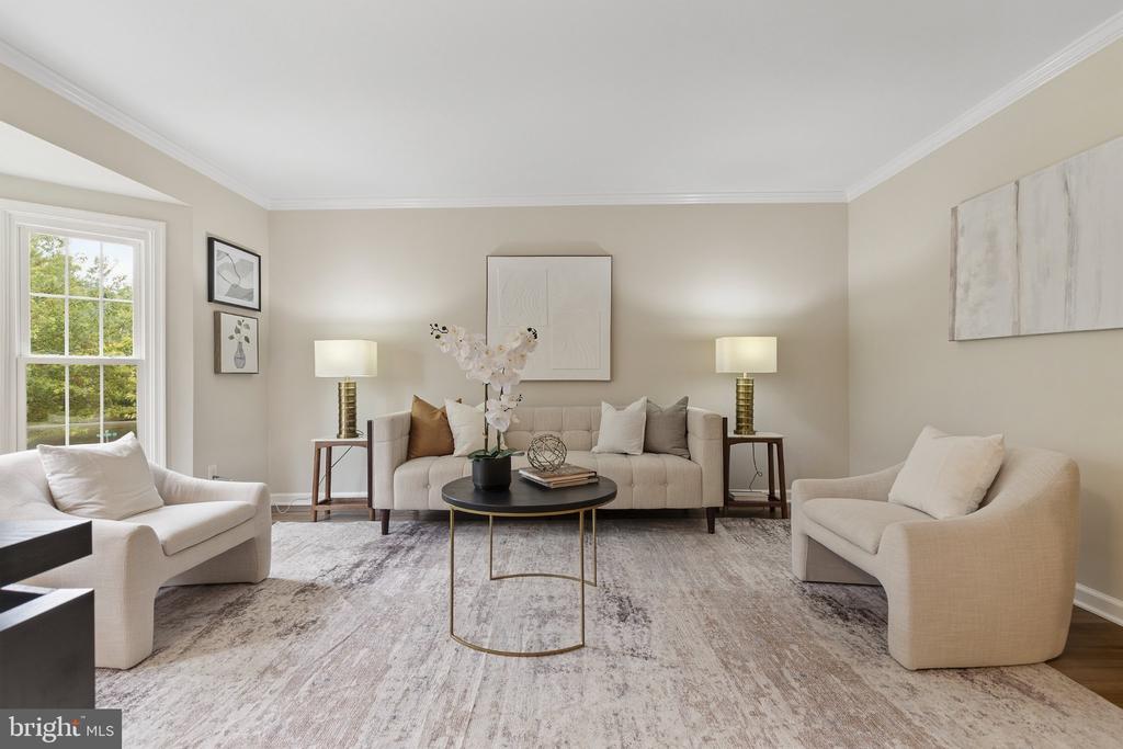 10696 WINFIELD LOOP