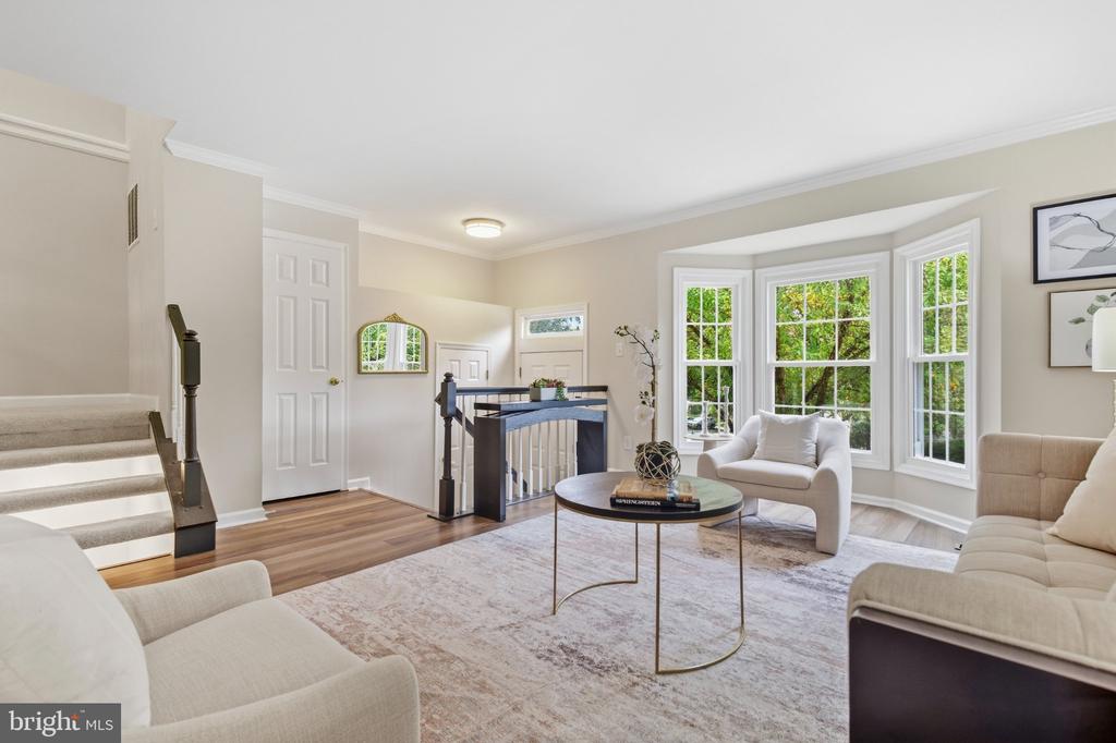 10696 WINFIELD LOOP