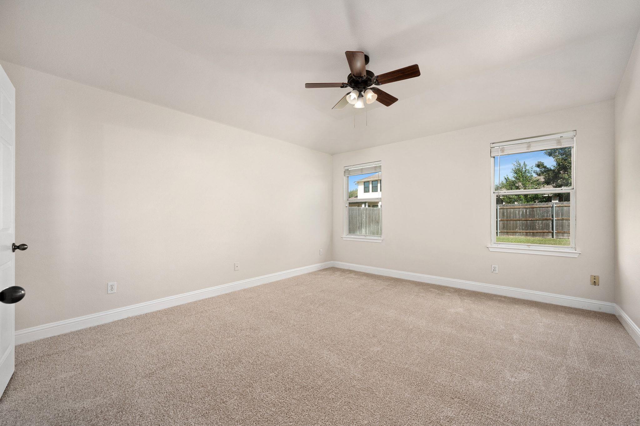 7817 Squirrel Hollow DR