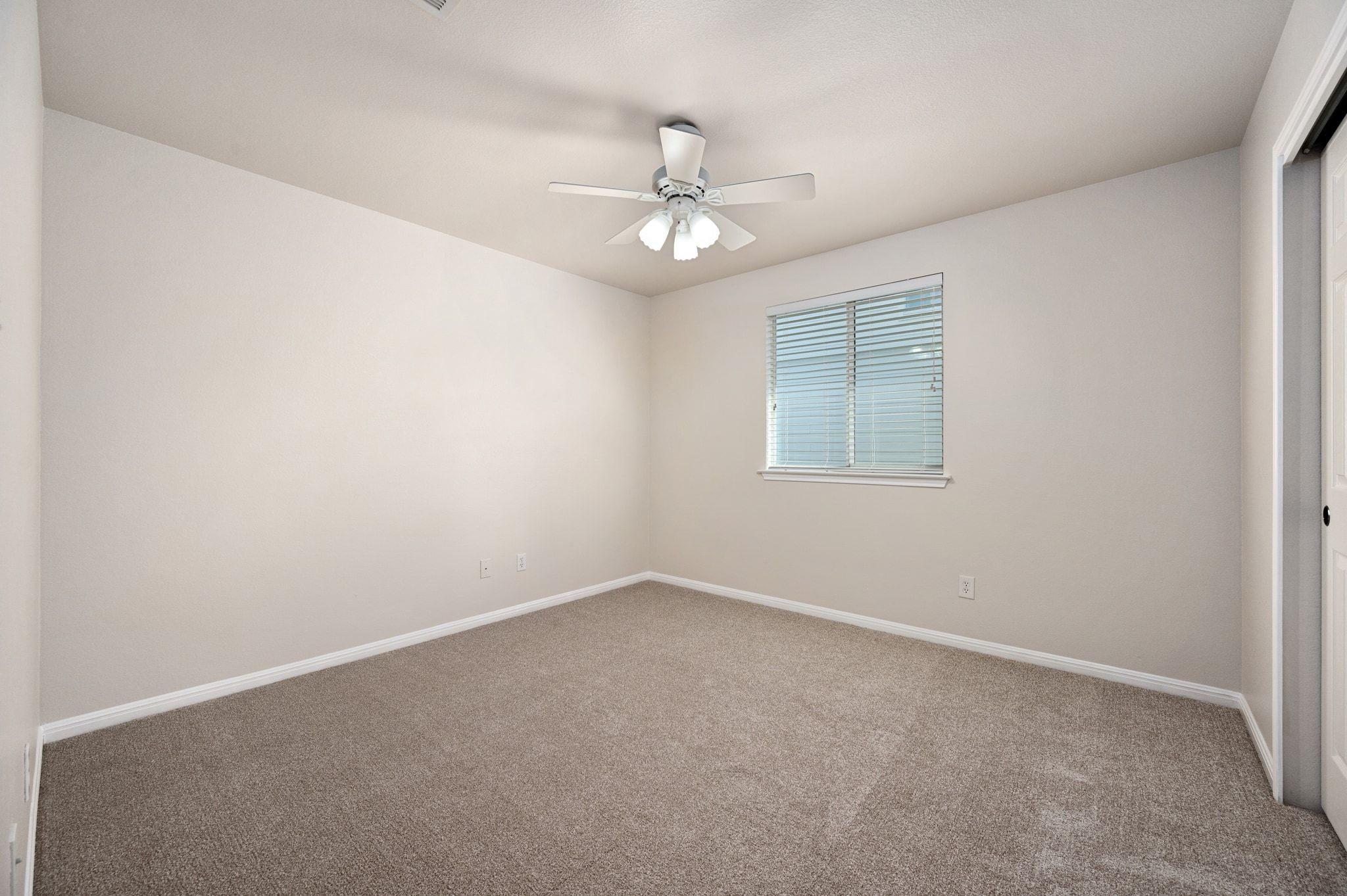 7817 Squirrel Hollow DR