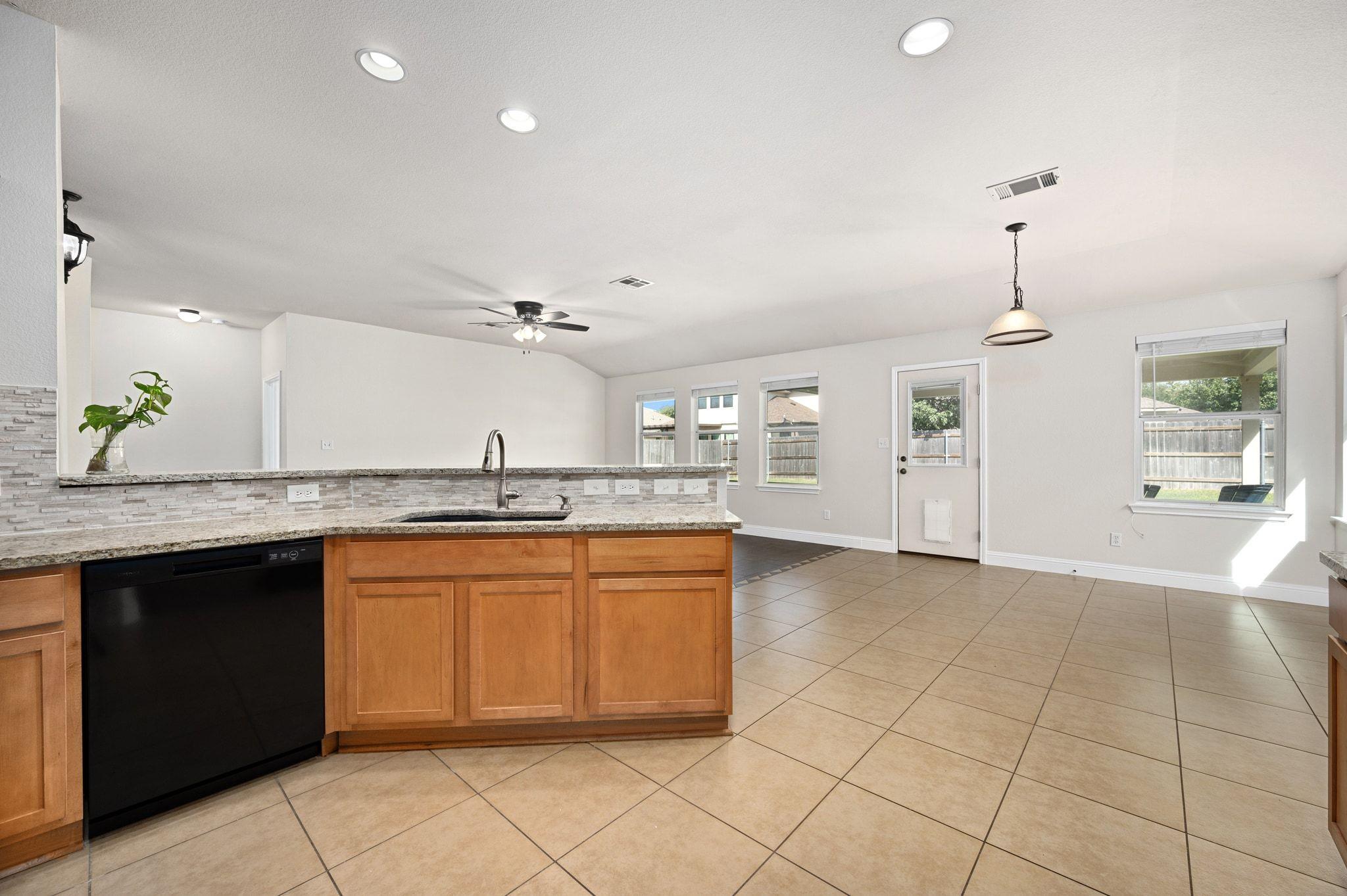 7817 Squirrel Hollow DR