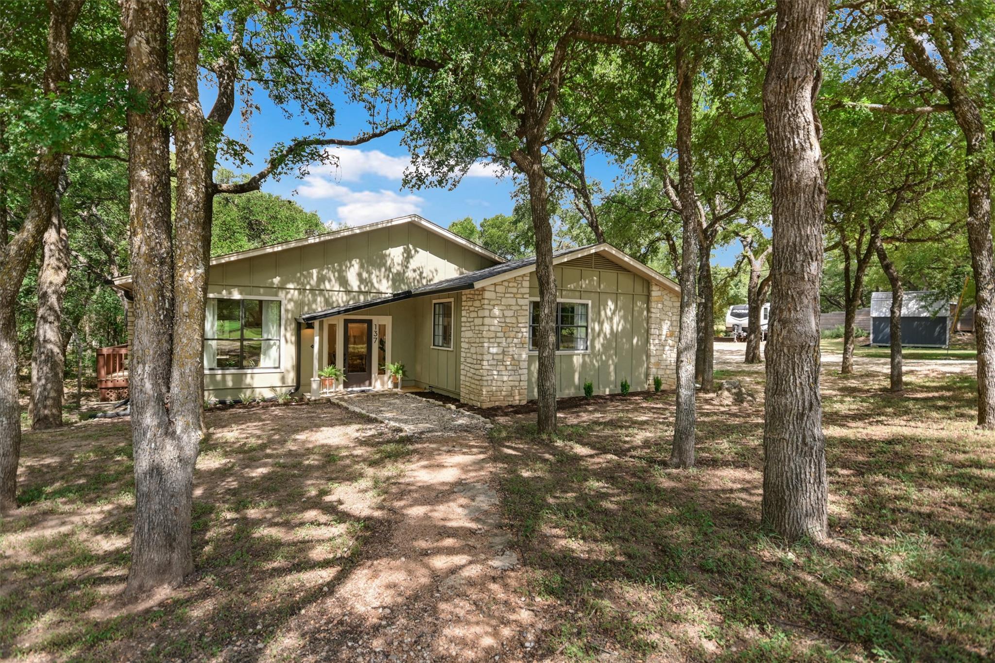 137 Capps Branch LN