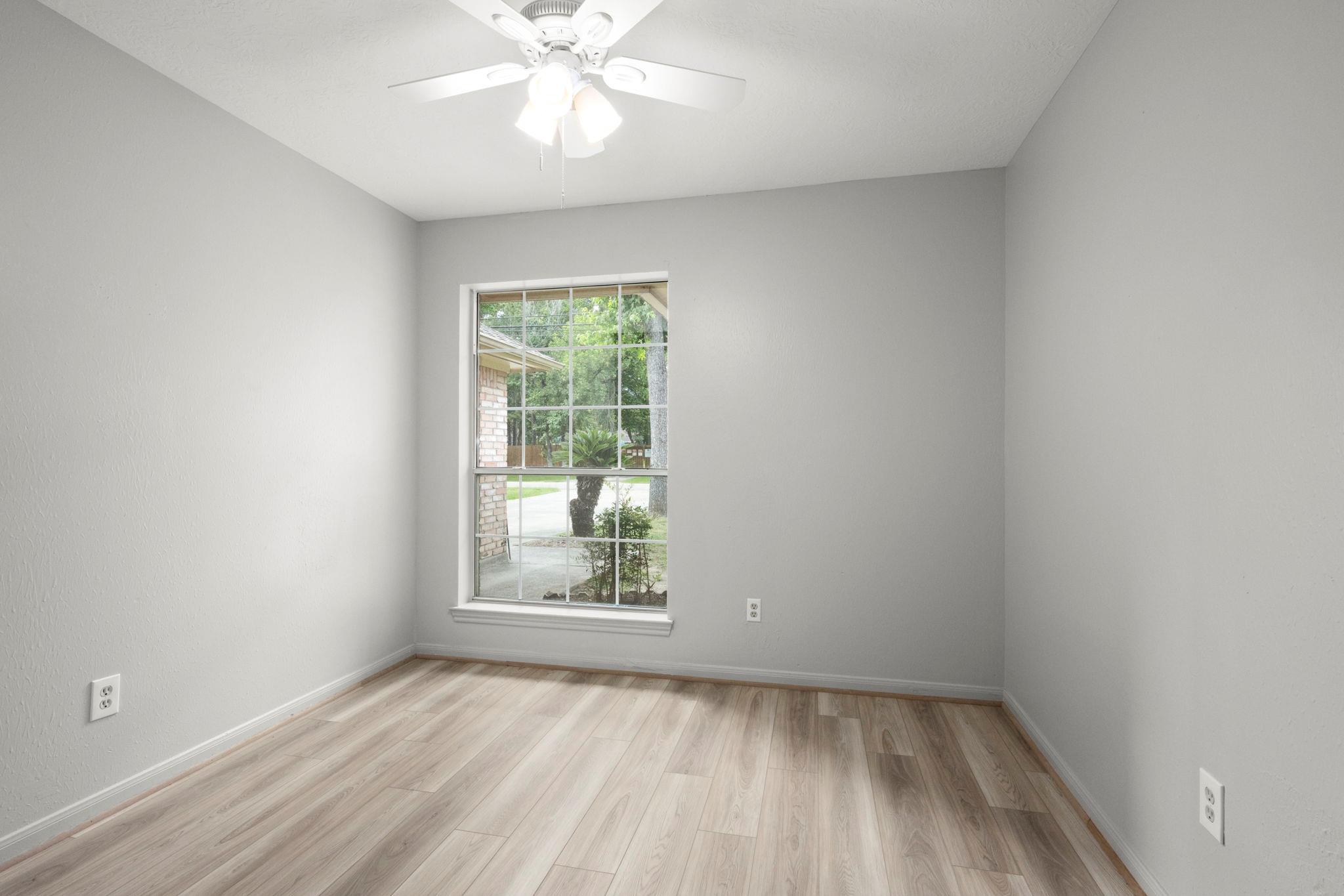 6707 Woodland Oaks