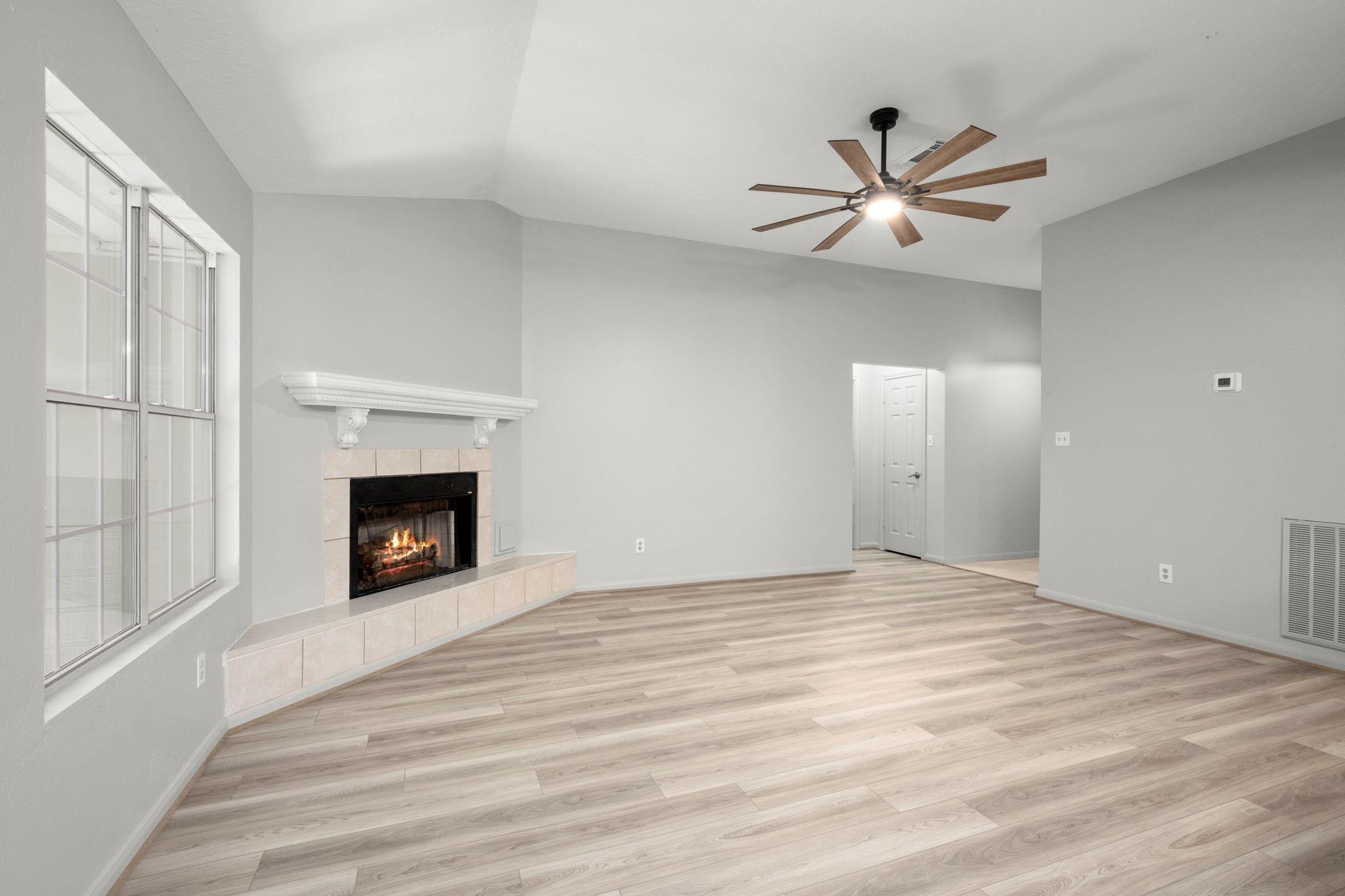 6707 Woodland Oaks