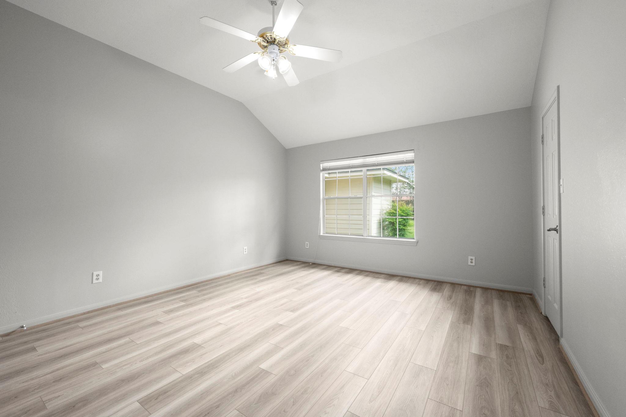 6707 Woodland Oaks