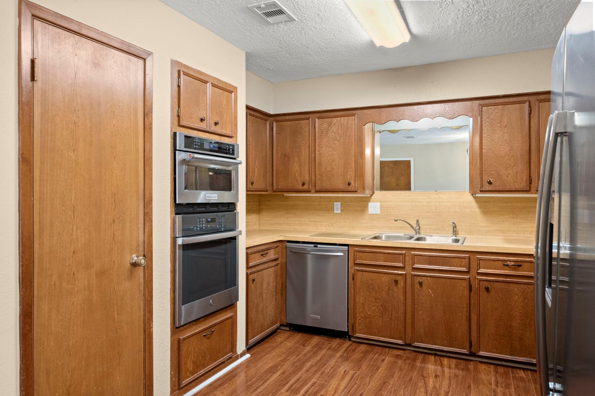 31707 Oak XING