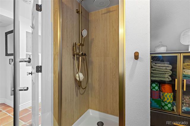 1101 Gaylord Street Unit: 1