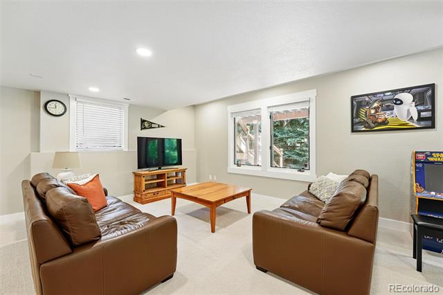 9556 Kemper Drive