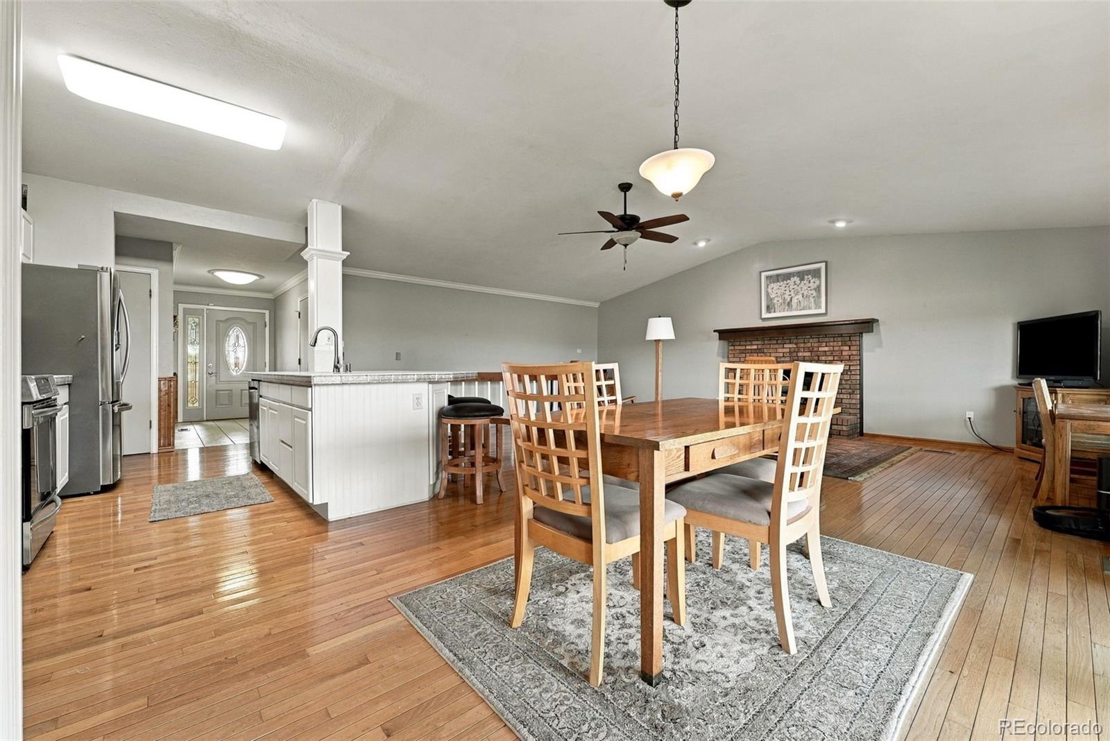 6802 Hillside Way