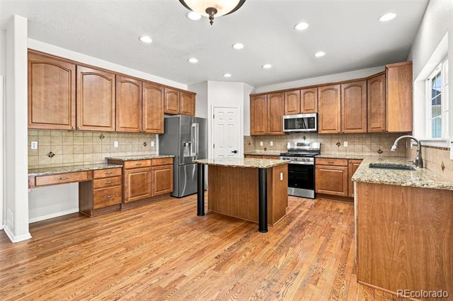 24081 E Royal Meadows Avenue