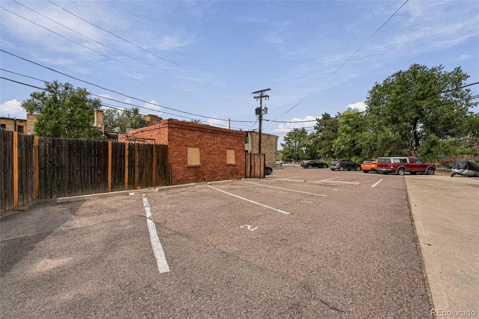 733 E 2nd Avenue Unit: 103