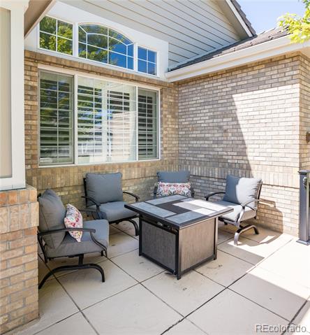8982 Meadow Hill Circle
