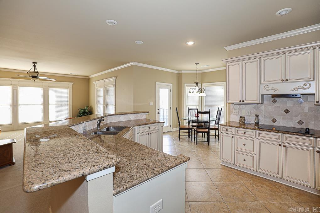 7321 PEACH BLOSSOM Drive