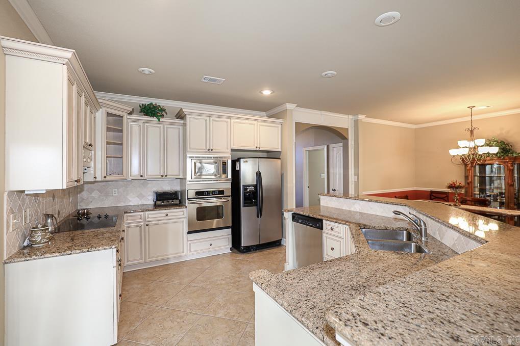 7321 PEACH BLOSSOM Drive