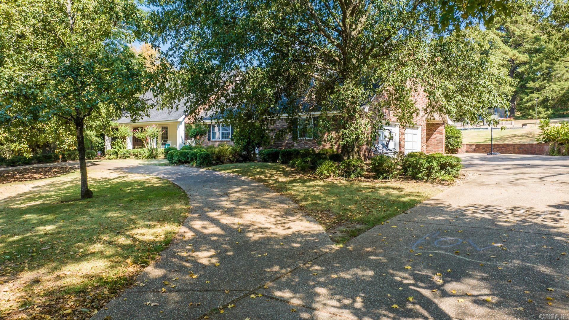 1401 Branch Street