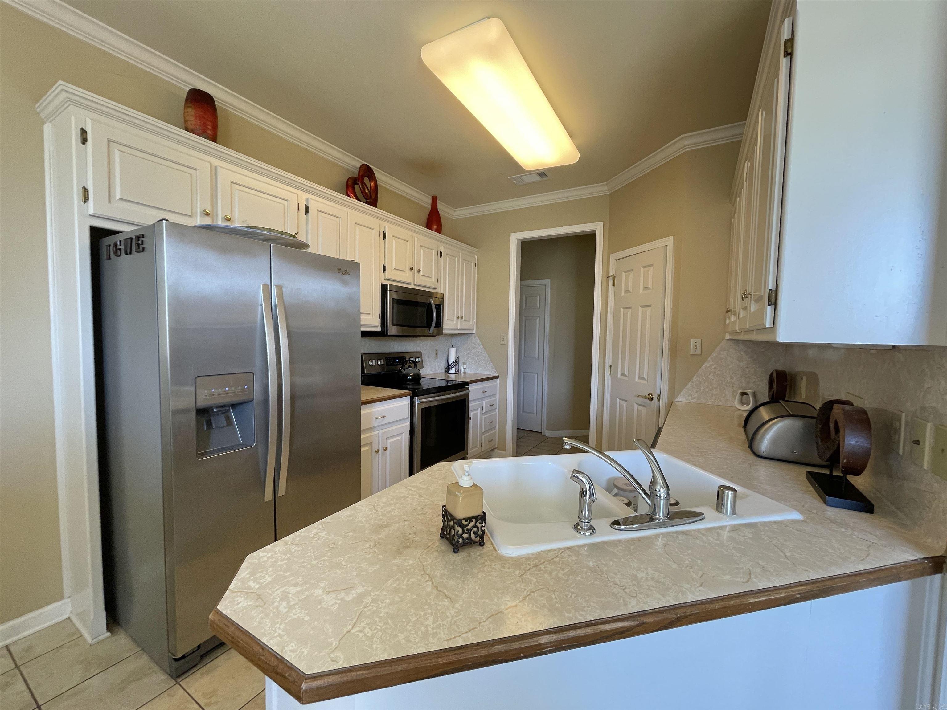 35 Wedgewood Creek