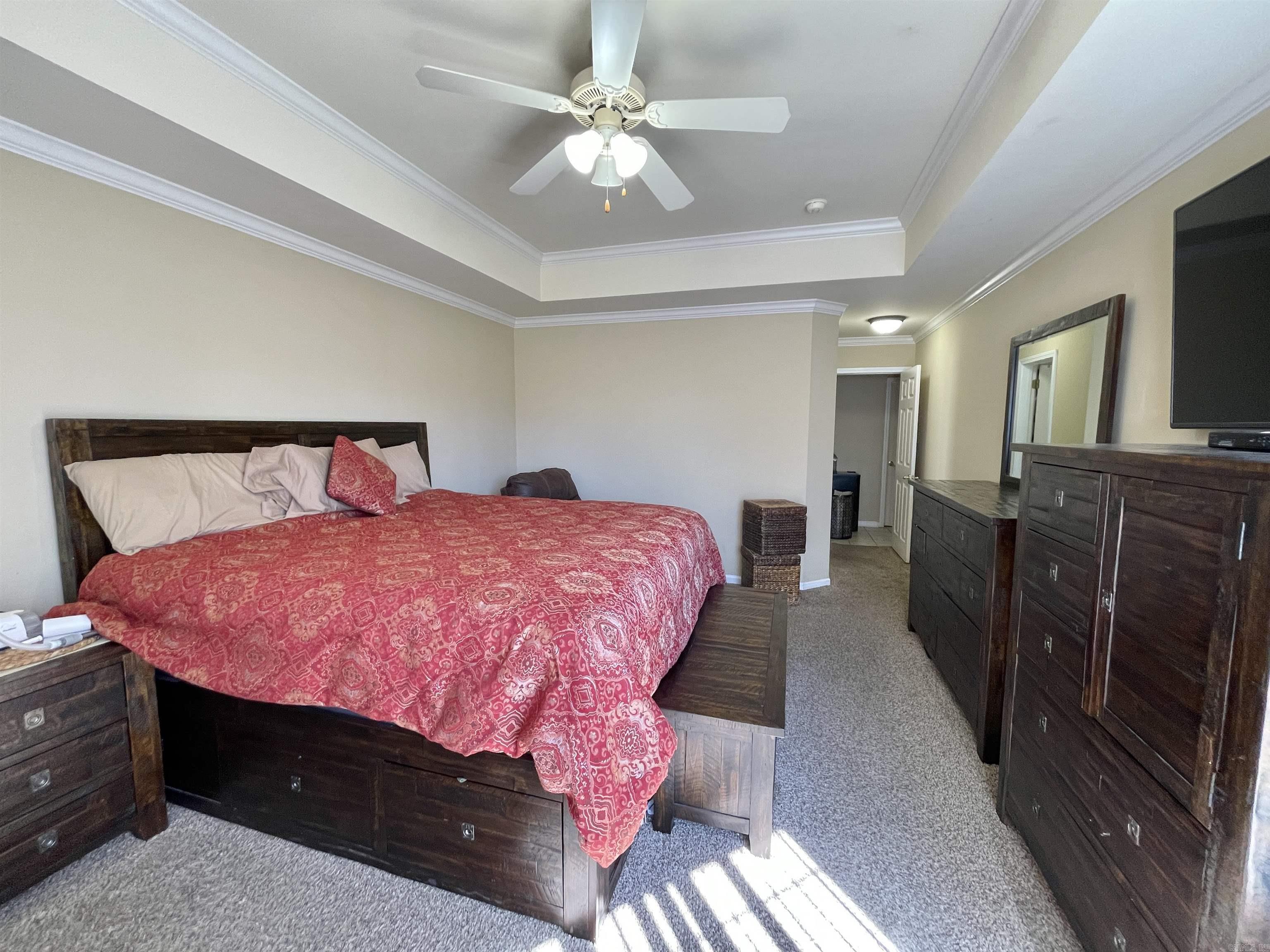35 Wedgewood Creek
