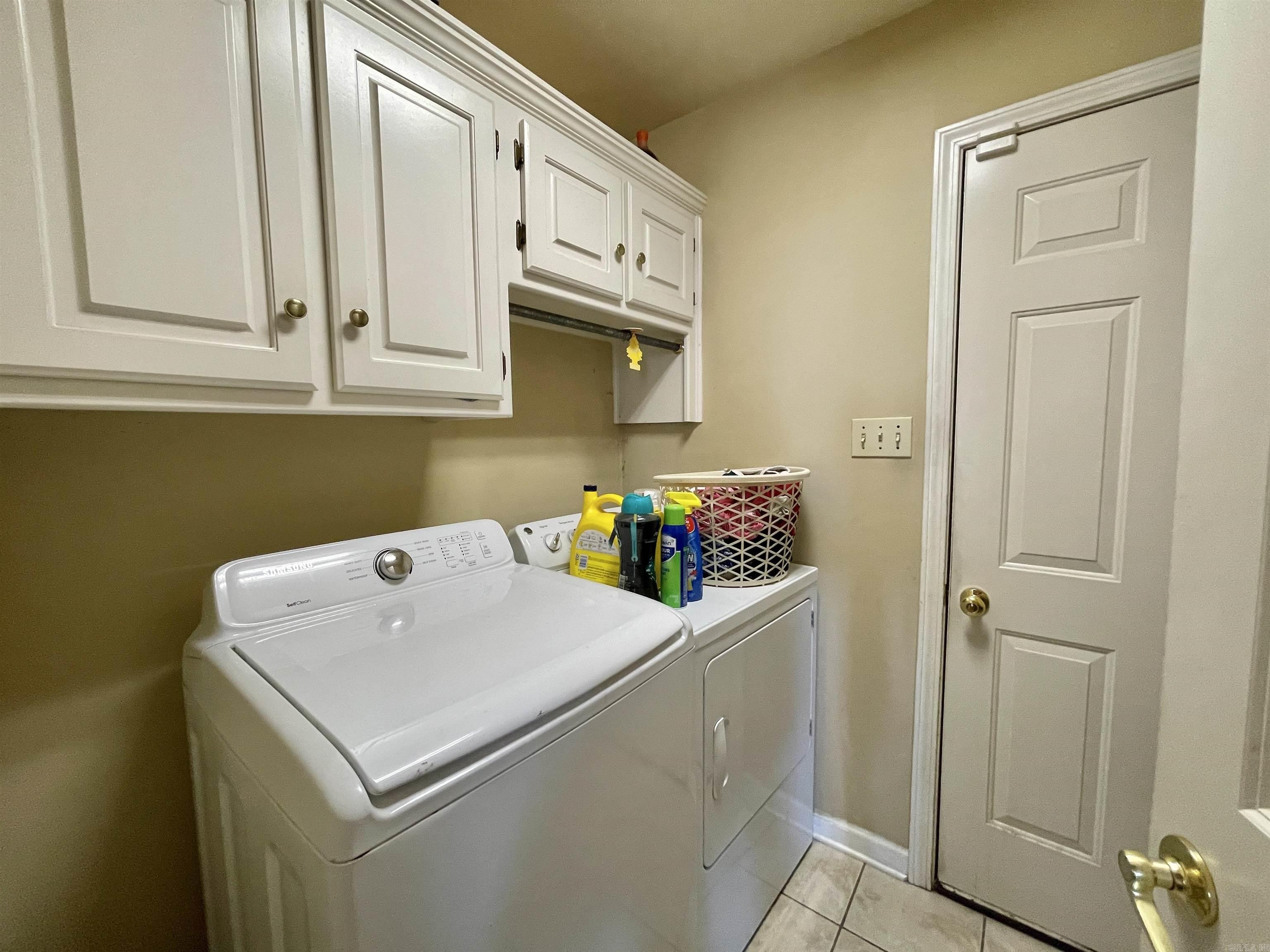 35 Wedgewood Creek