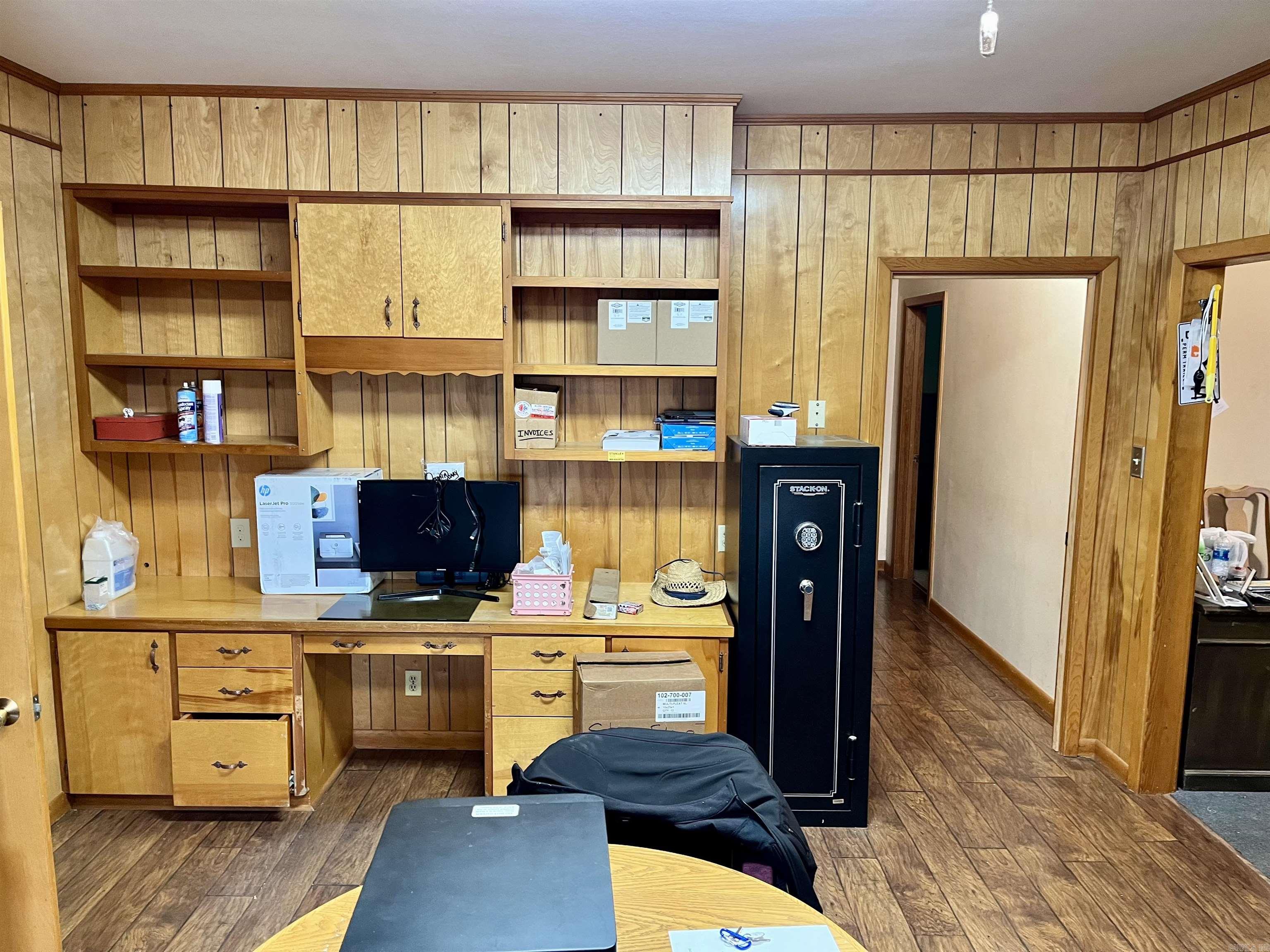 6053 Hwy 86 E
