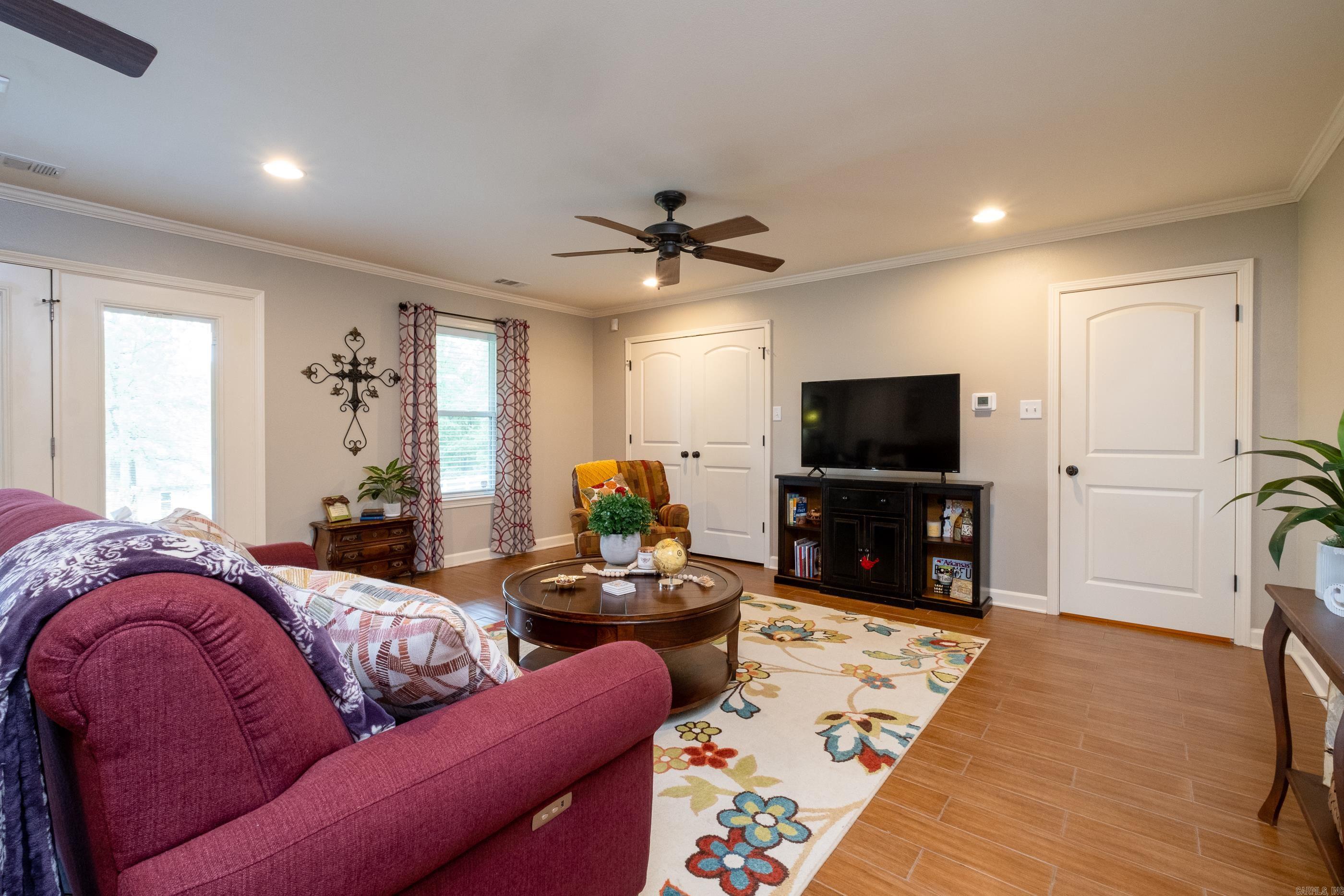 2513 River Ridge Road