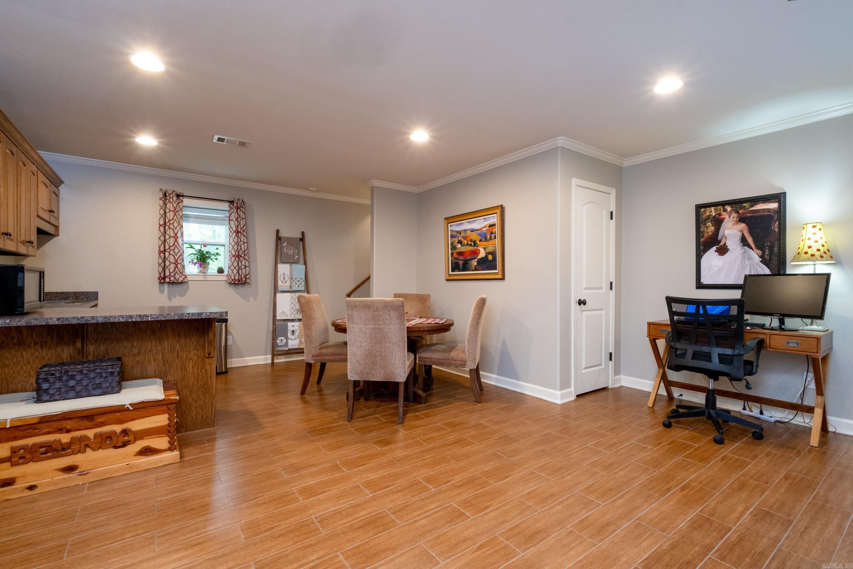 2513 River Ridge Road