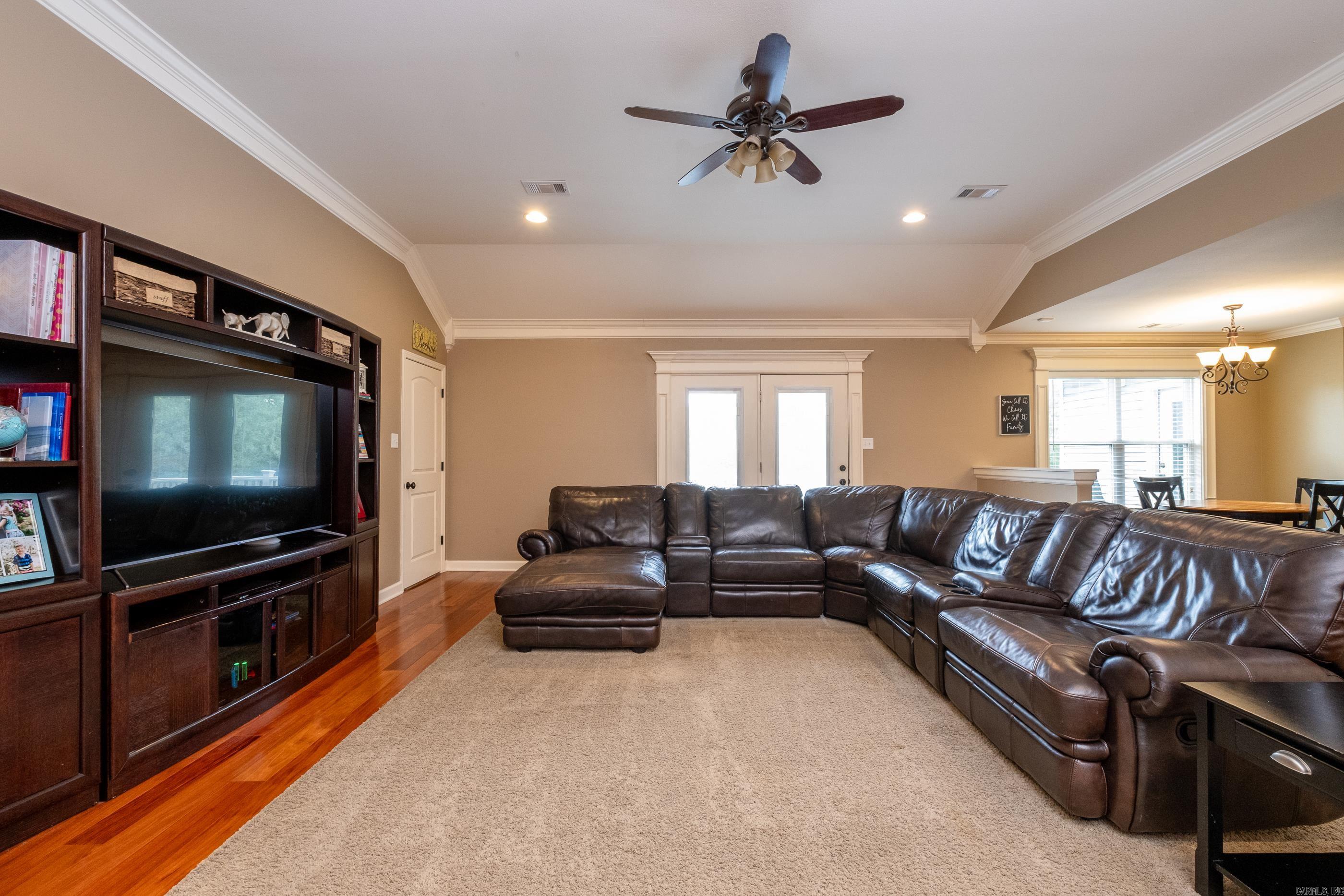 2513 River Ridge Road