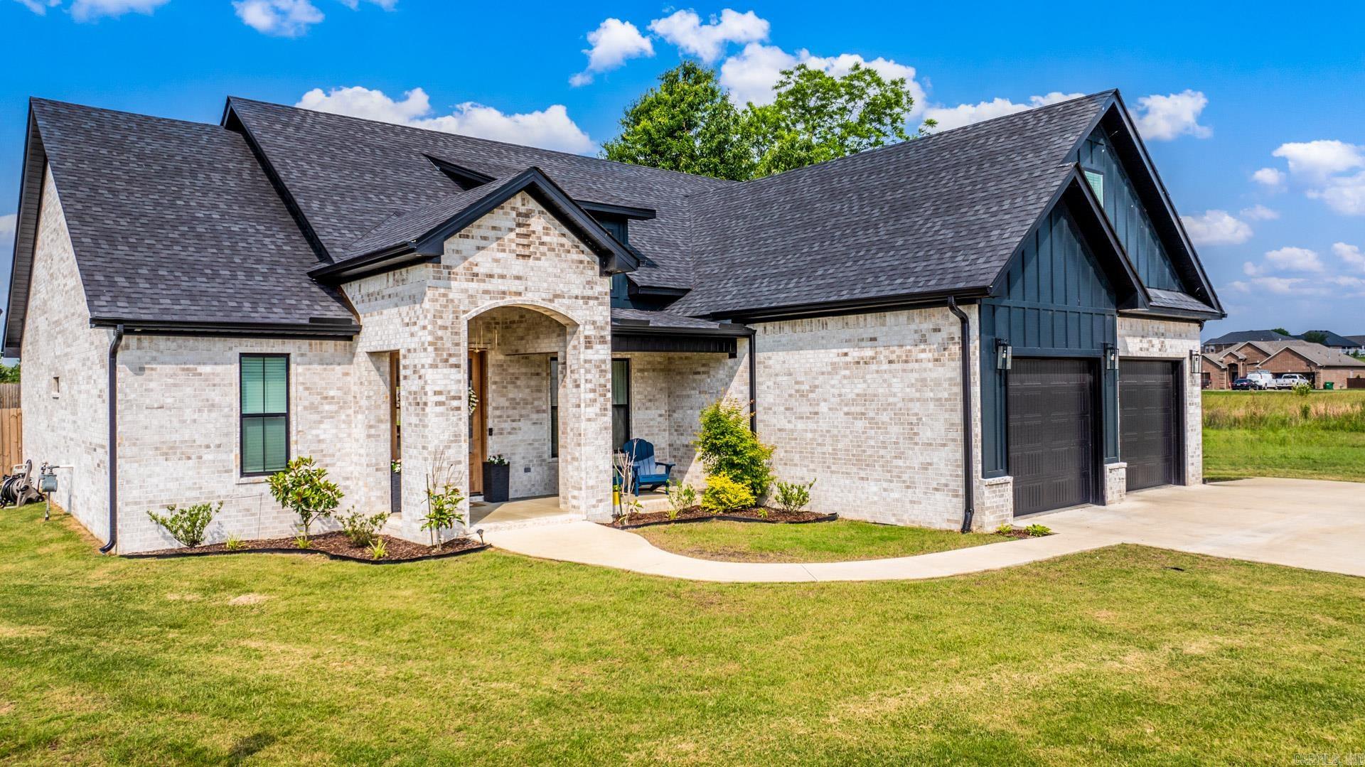 22 River Cliff Drive
