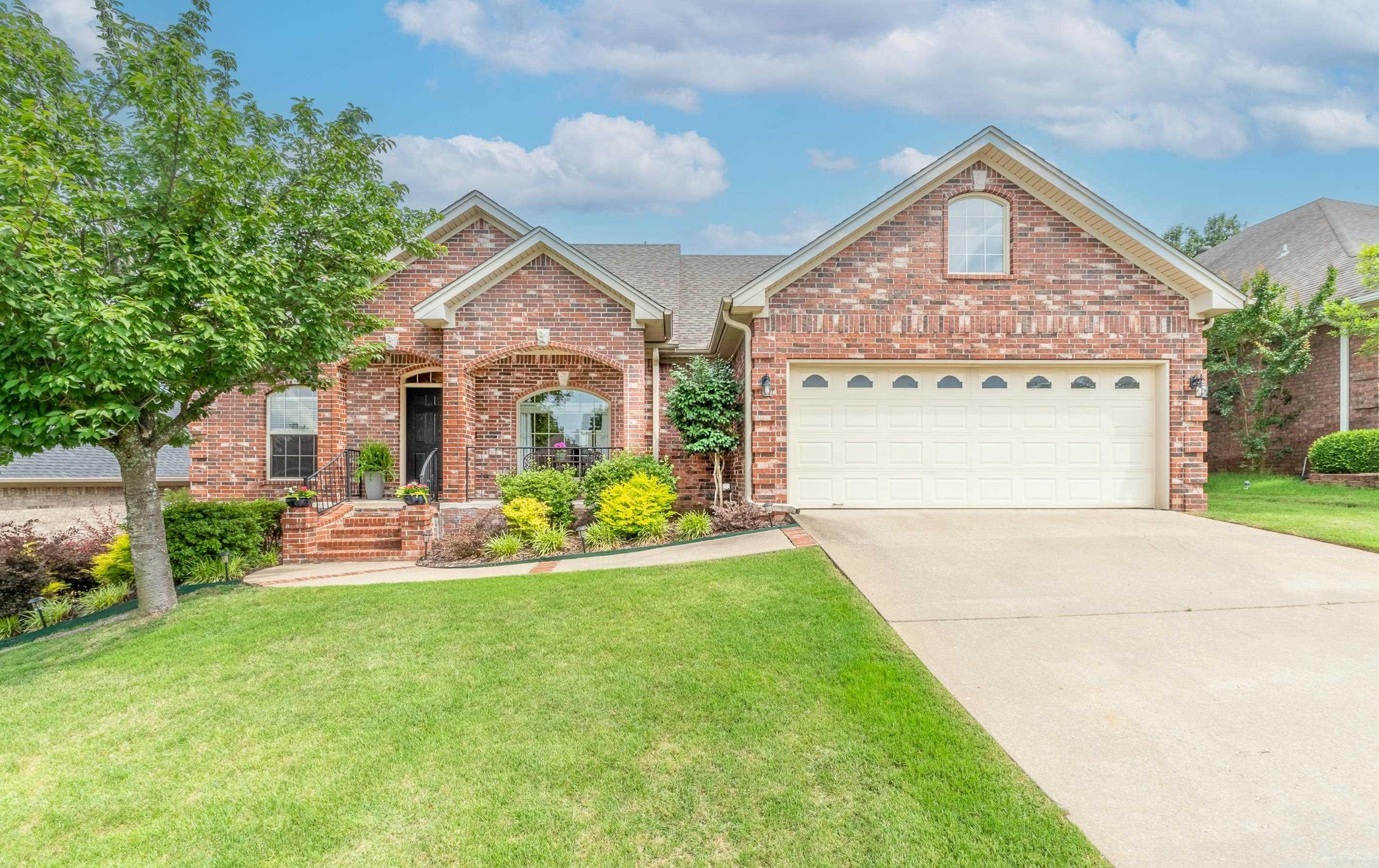 116 Waterside Drive