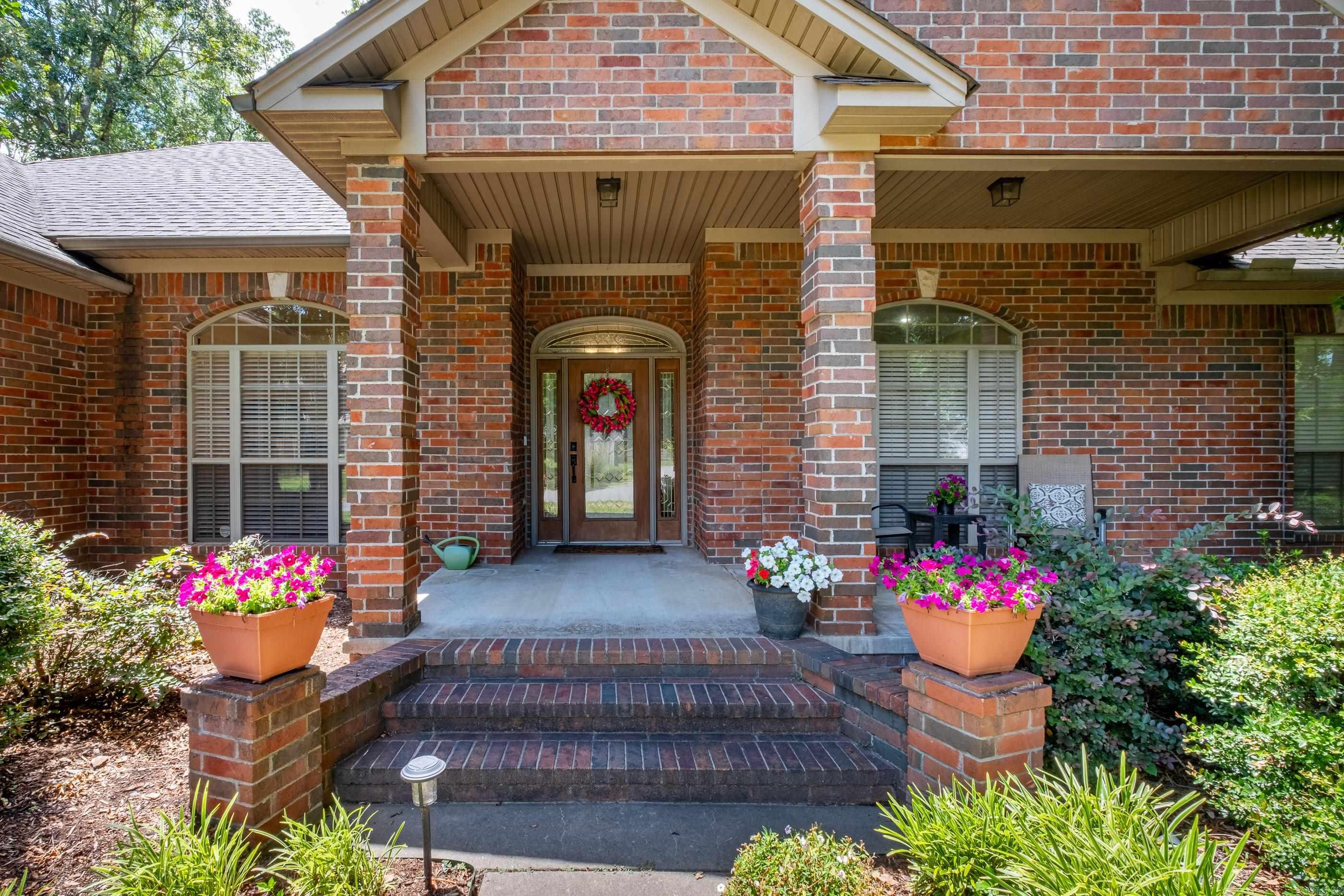 1955 Summerbrook Drive