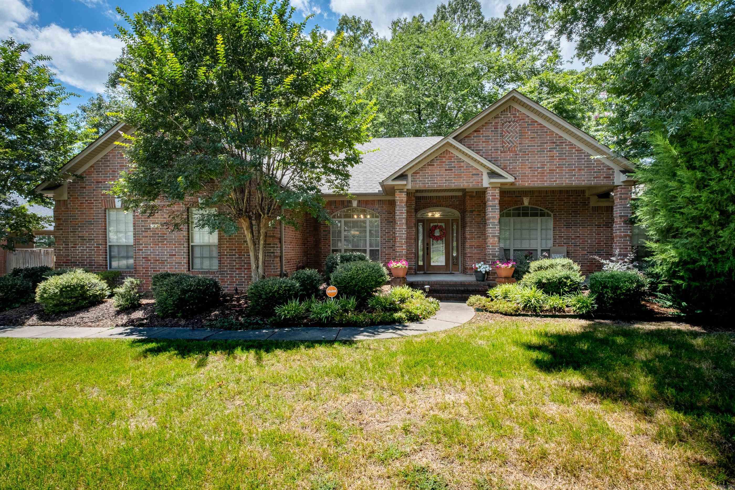 1955 Summerbrook Drive
