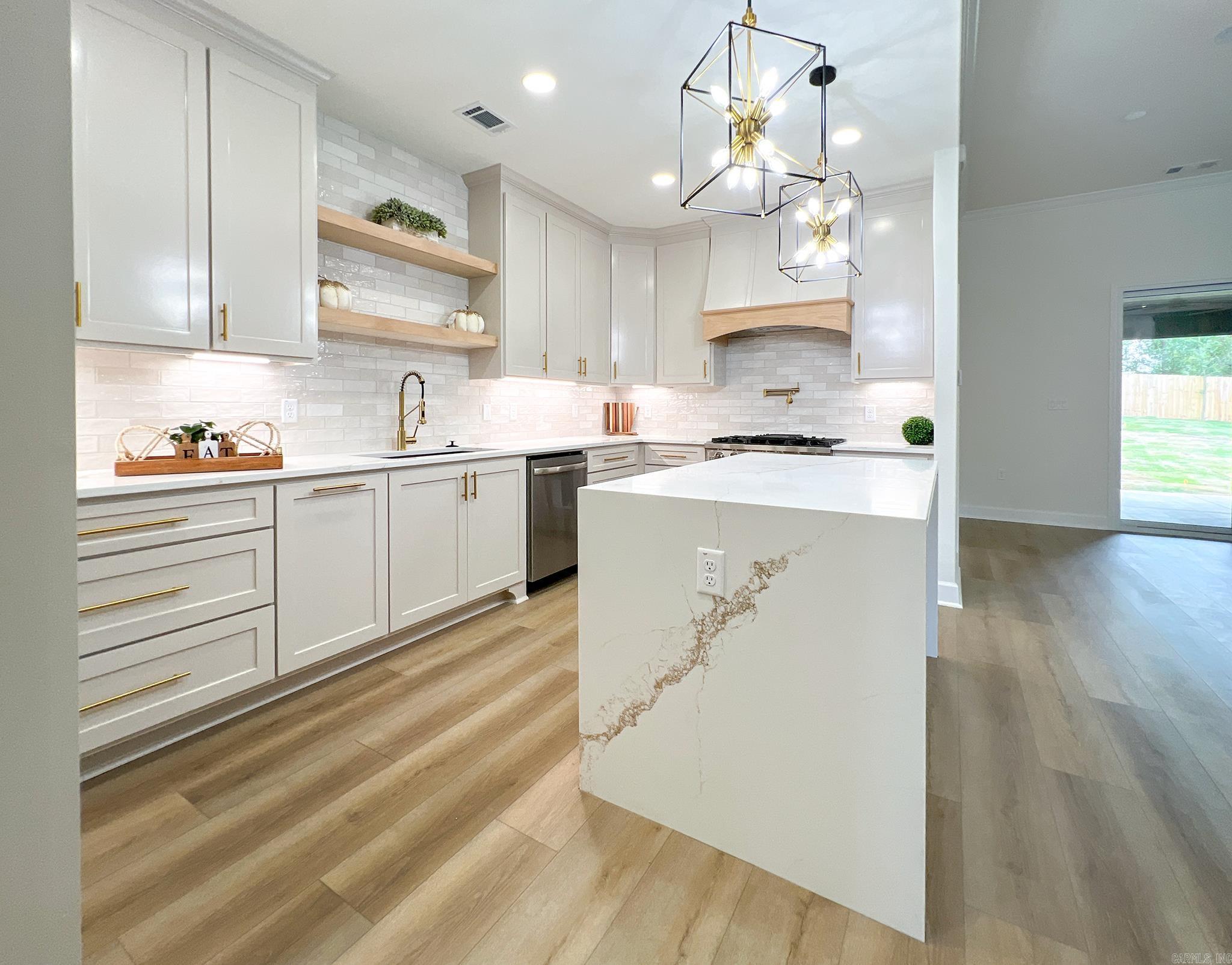 41 Commentry Drive