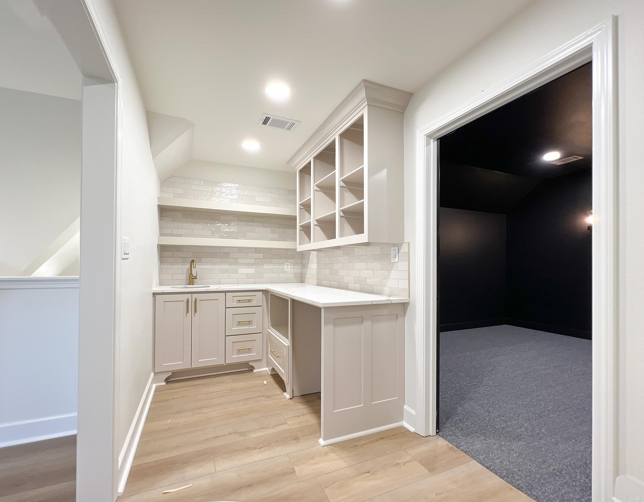 41 Commentry Drive