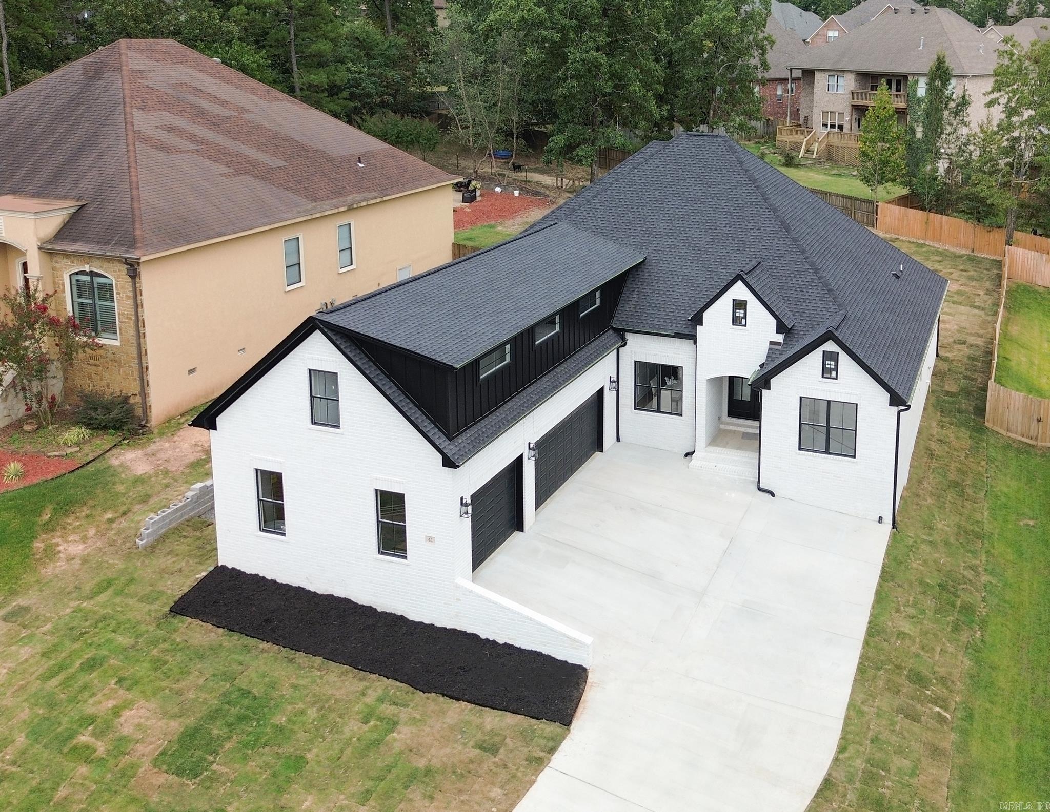 41 Commentry Drive