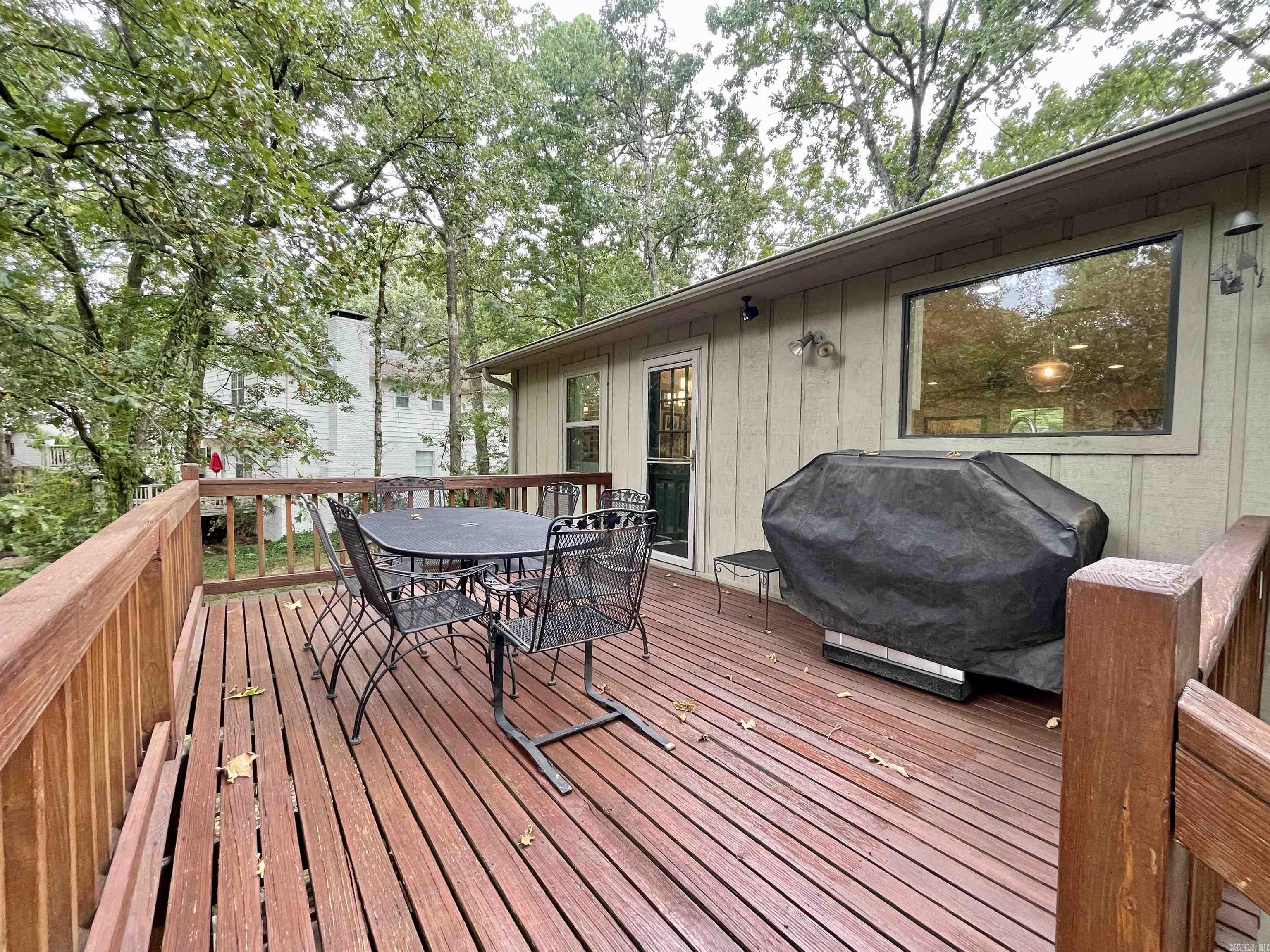 7 Woodstock Court