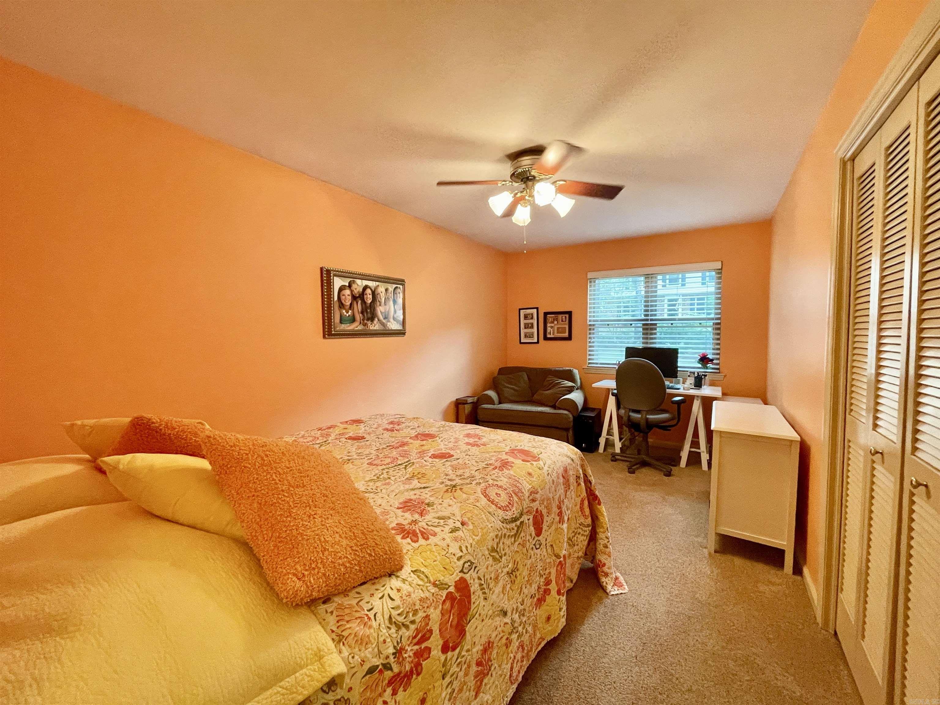 7 Woodstock Court